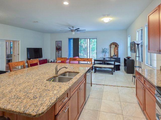 13 RIVER OAKS WAY, Palm Coast, FL 32137