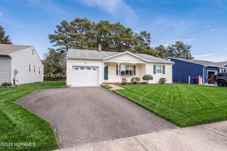 60 Whitmore Drive, Toms River, NJ 08757