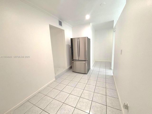 14402 SW 111th St 14402, Miami, FL 33186