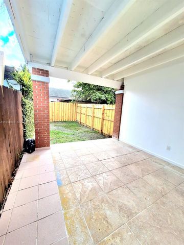 14402 SW 111th St 14402, Miami, FL 33186