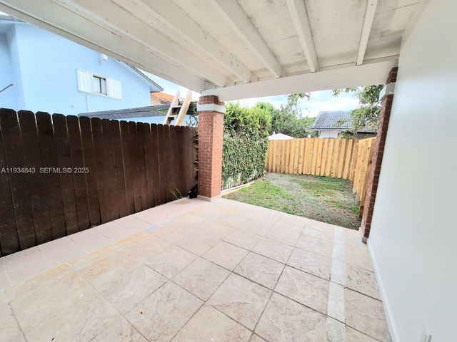 14402 SW 111th St 14402, Miami, FL 33186
