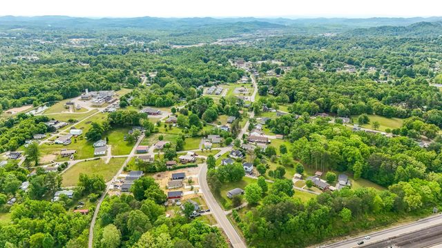 1731 W Gordon Hill Pike, Corbin, KY 40701