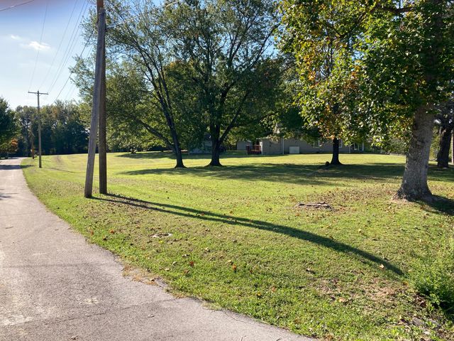 1731 W Gordon Hill Pike, Corbin, KY 40701