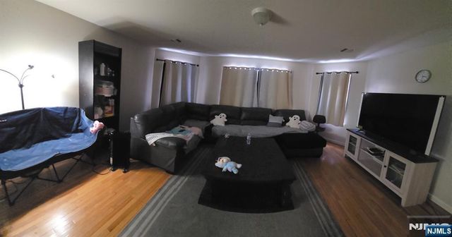 28 Clinton Place, Newark, NJ 07108