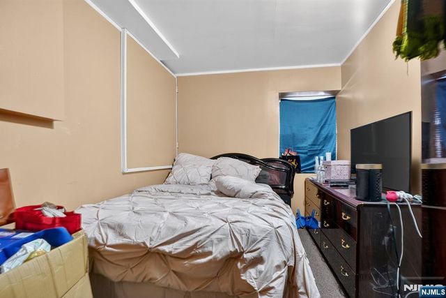 28 Clinton Place, Newark, NJ 07108