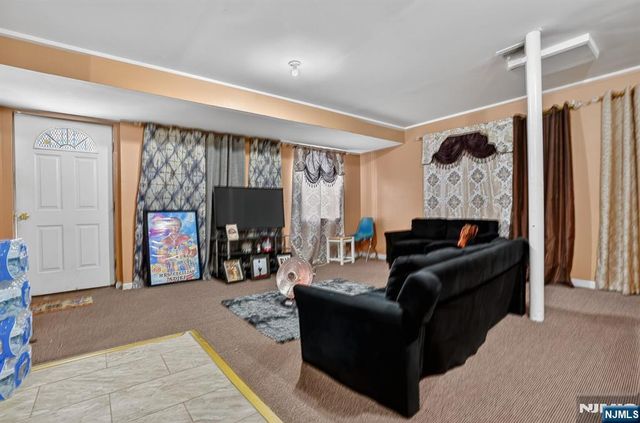 28 Clinton Place, Newark, NJ 07108