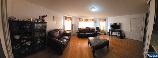 28 Clinton Place, Newark, NJ 07108