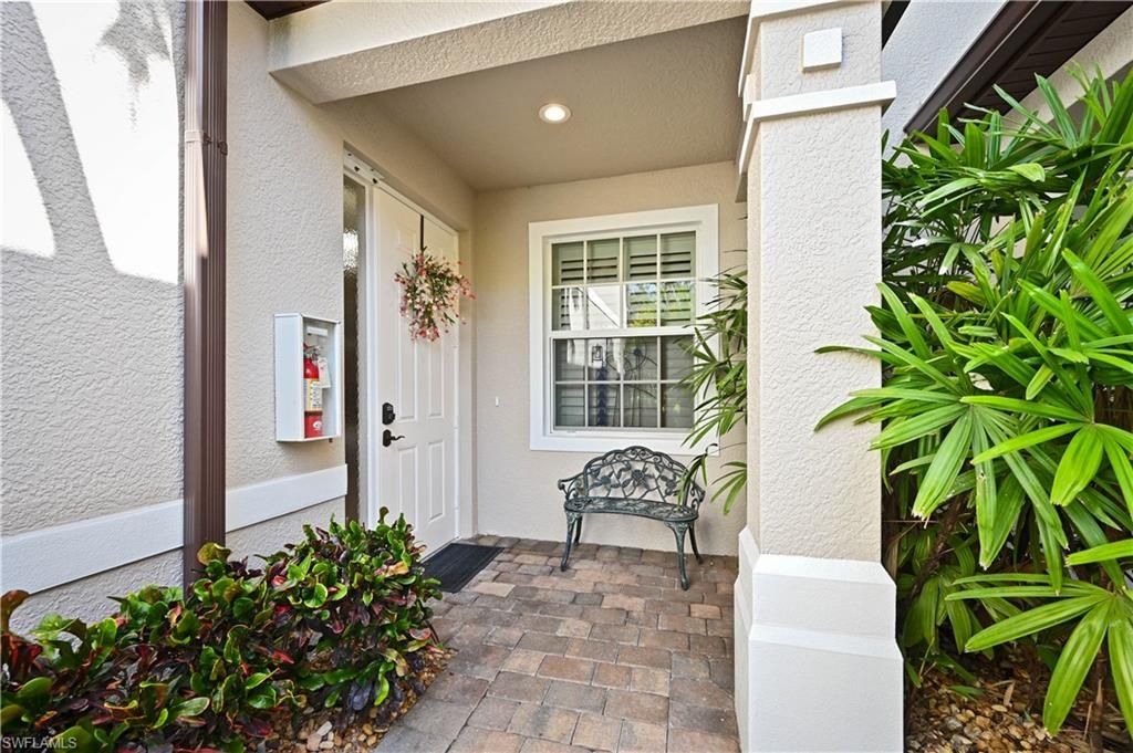 7876 Hawthorne Dr 1201, NAPLES, FL 34113 — photo 4