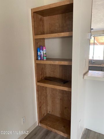 6251 N Blue Boulevard, Tucson, AZ 85743