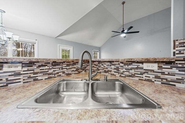 118 Sundance Circle, Statesville, NC 28625