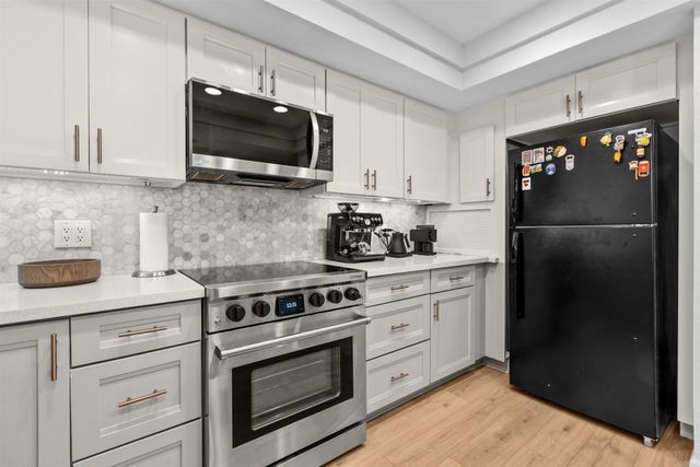 5204 Caminito Solitario, San Diego, CA 92108