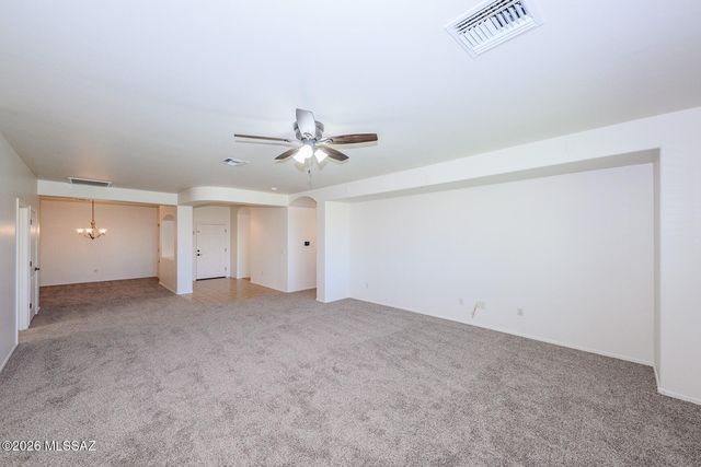 7574 E Autumn Leaf Drive, Tucson, AZ 85756