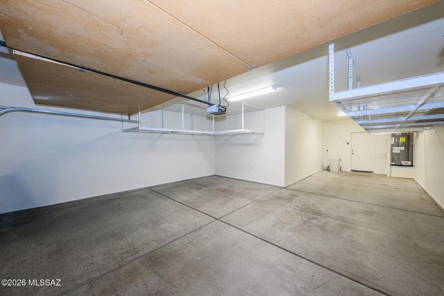 7574 E Autumn Leaf Drive, Tucson, AZ 85756