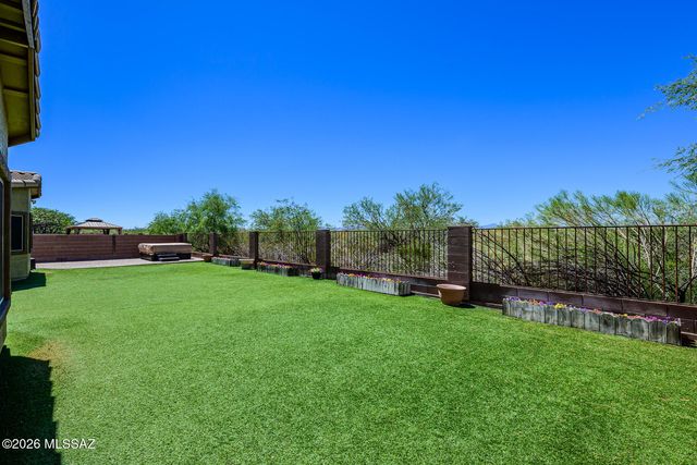 7574 E Autumn Leaf Drive, Tucson, AZ 85756