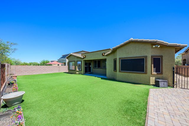 7574 E Autumn Leaf Drive, Tucson, AZ 85756