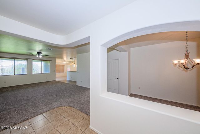 7574 E Autumn Leaf Drive, Tucson, AZ 85756
