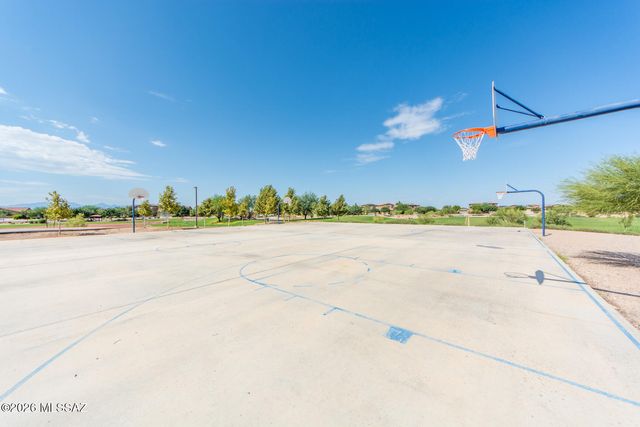 7574 E Autumn Leaf Drive, Tucson, AZ 85756