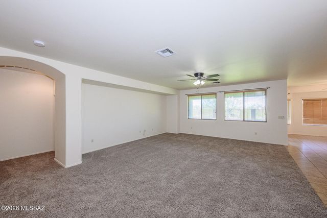 7574 E Autumn Leaf Drive, Tucson, AZ 85756