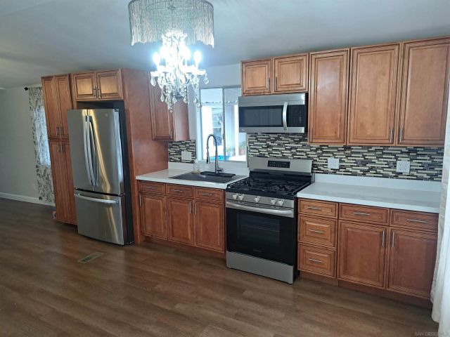 2907 S Santa Fe Ave 10, San Marcos, CA 92069