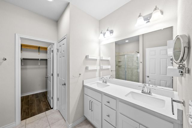 5002 Plum Peach BND 149, Austin, TX 78723