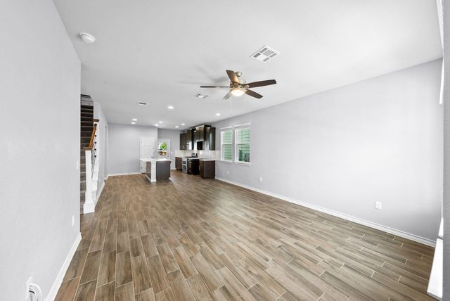 5002 Plum Peach BND 149, Austin, TX 78723