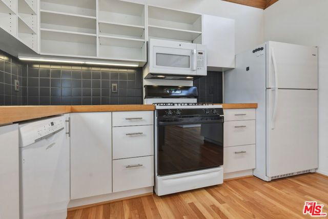 656 Angelus Place, Los Angeles, CA 90291