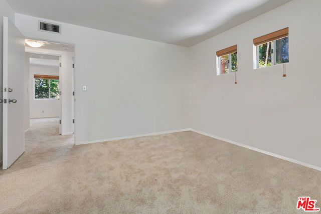 656 Angelus Place, Los Angeles, CA 90291