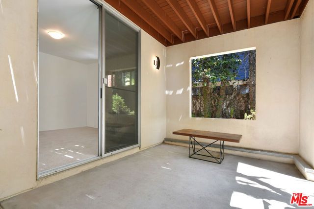 656 Angelus Place, Los Angeles, CA 90291