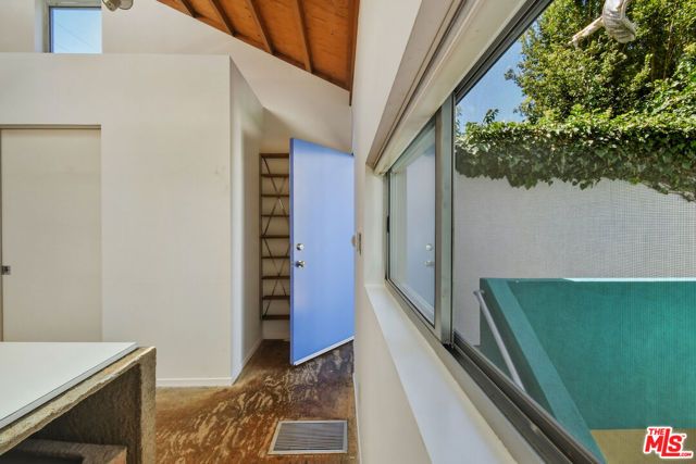 656 Angelus Place, Los Angeles, CA 90291