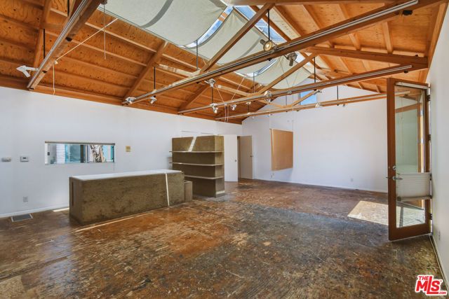656 Angelus Place, Los Angeles, CA 90291