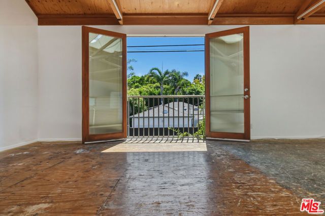 656 Angelus Place, Los Angeles, CA 90291