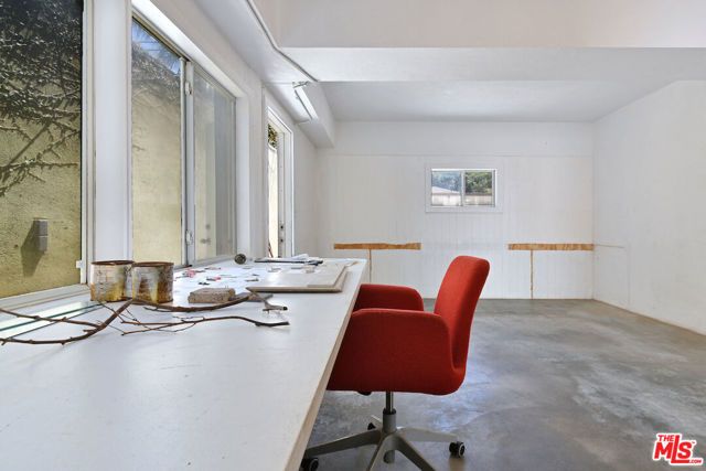 656 Angelus Place, Los Angeles, CA 90291