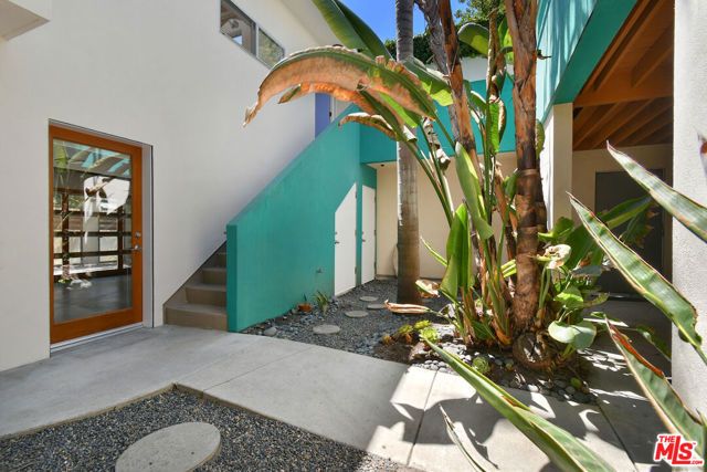 656 Angelus Place, Los Angeles, CA 90291