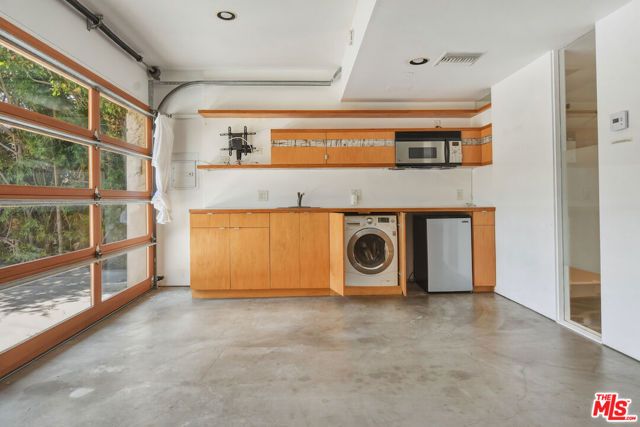 656 Angelus Place, Los Angeles, CA 90291