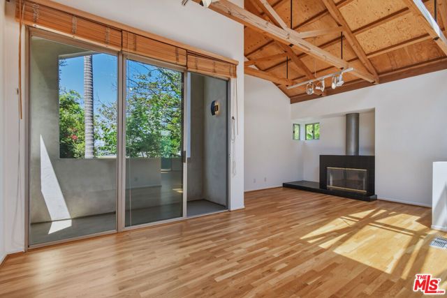 656 Angelus Place, Los Angeles, CA 90291