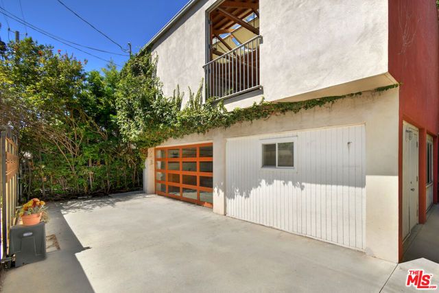 656 Angelus Place, Los Angeles, CA 90291