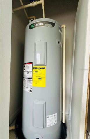 207 GOLDEN POND COURT, Valrico, FL 33594