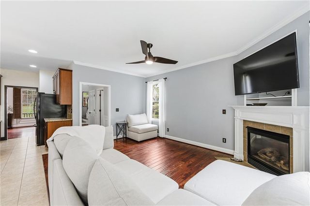 3615 High Battery Bluff NW, Acworth, GA 30101