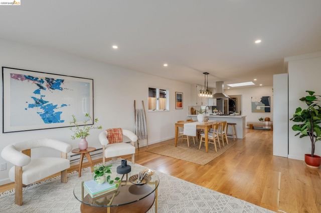 1635 Aqua Vista Rd, Richmond, CA 94805