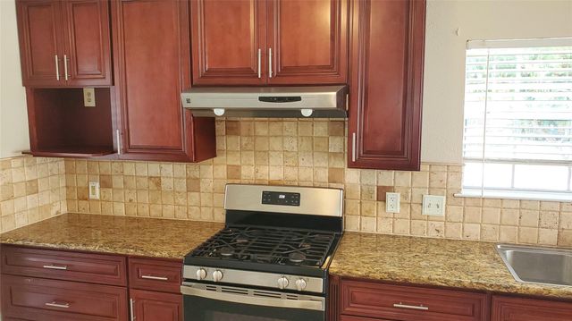 2005 Seneca Court, League City, TX 77573