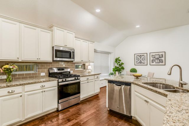 4063 Flowstone LN, Round Rock, TX 78681