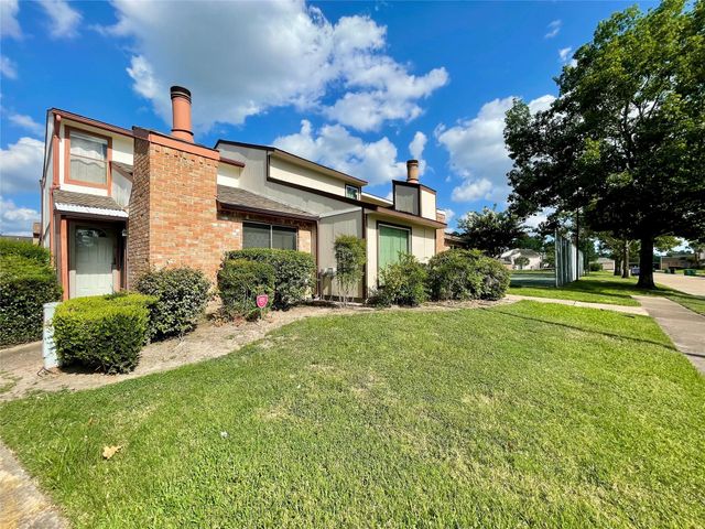 7840 Bateman Lane, Houston, TX 77088