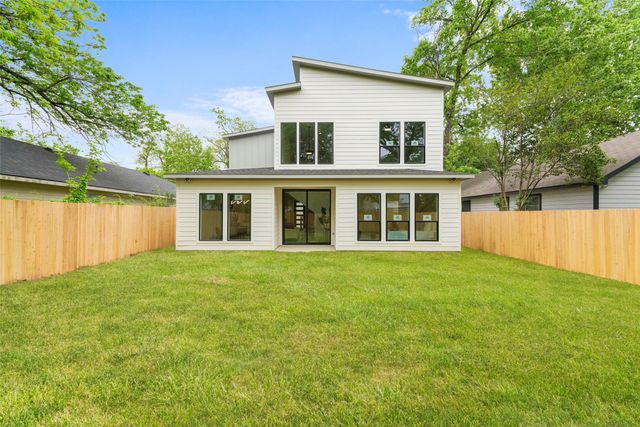 2312 Stoneman Street, Dallas, TX 75215