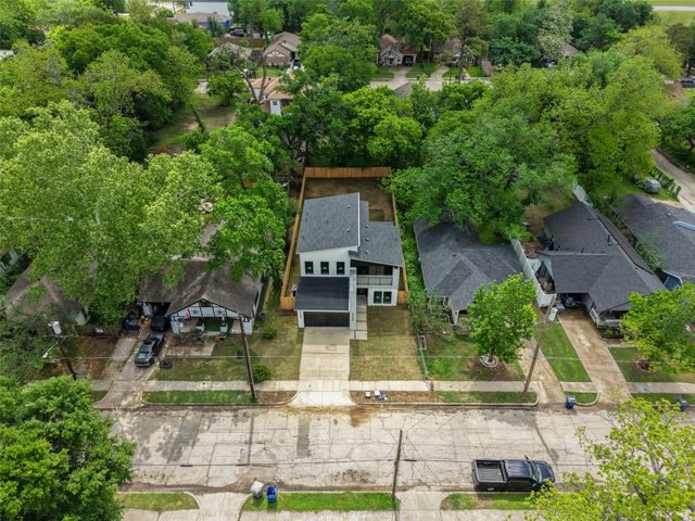 2312 Stoneman Street, Dallas, TX 75215