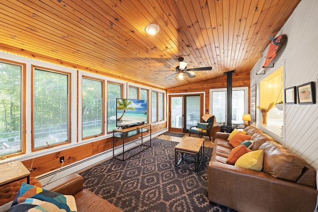 15 Appleton Park, Ipswich, MA 01938