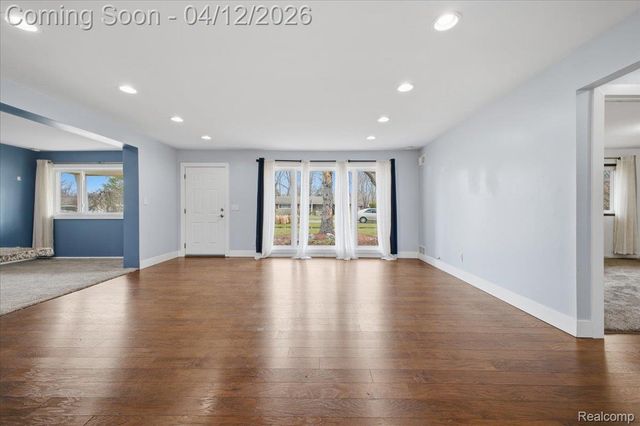 2455 Ivanhoe Drive, West Bloomfield Charter Township, MI 48324