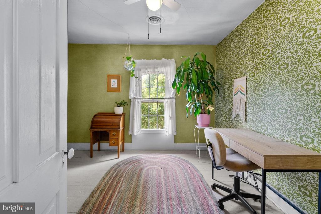Image 20 of property listing at 208 S S WASHINGTON ST, Snow Hill, MD 21863