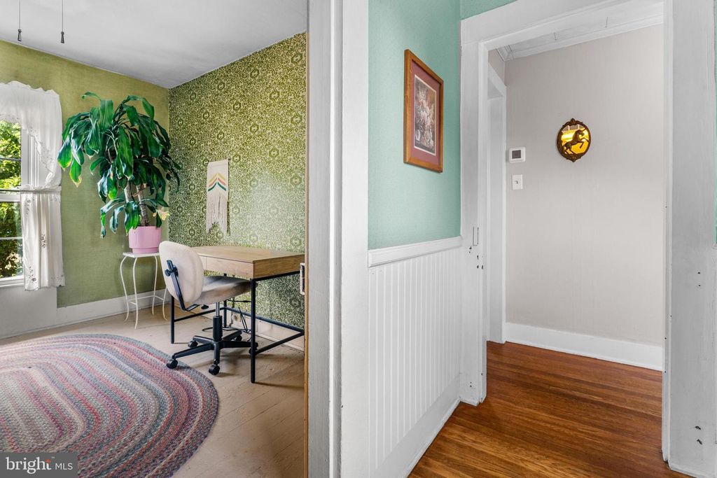 Image 22 of property listing at 208 S S WASHINGTON ST, Snow Hill, MD 21863