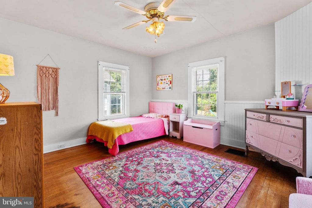 Image 26 of property listing at 208 S S WASHINGTON ST, Snow Hill, MD 21863