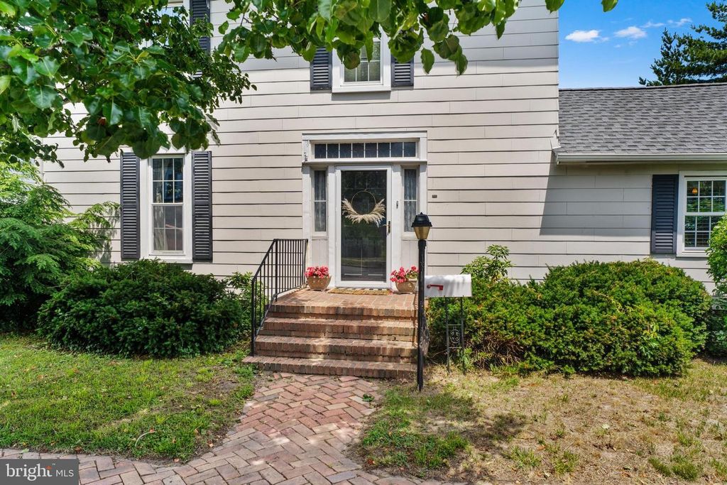 Image 46 of property listing at 208 S S WASHINGTON ST, Snow Hill, MD 21863